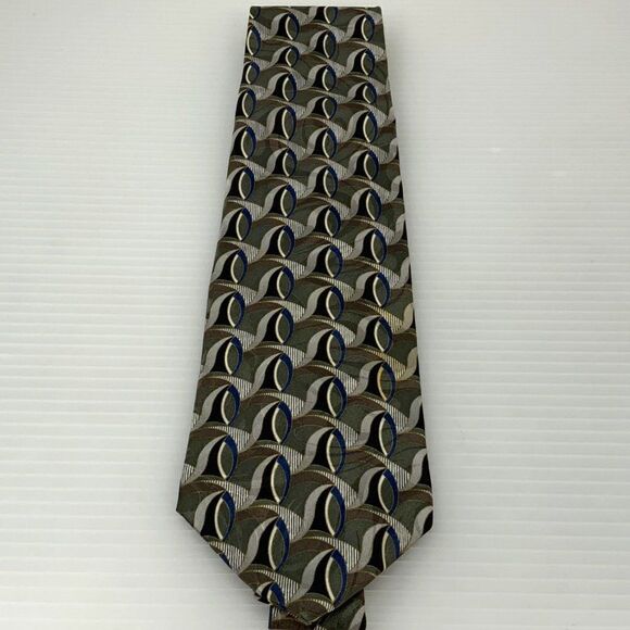 Daniel Hechter Green Geometric Business Silk Tie (E3) - Picture 1 of 6